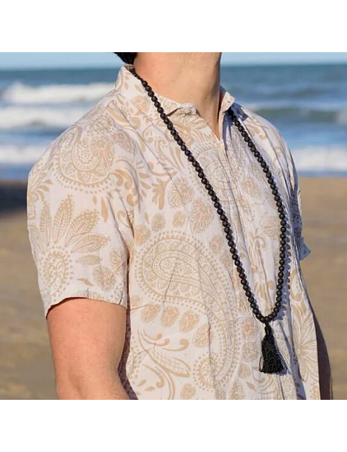 Collier mala noir en pierre onyx et lave noué à la main.