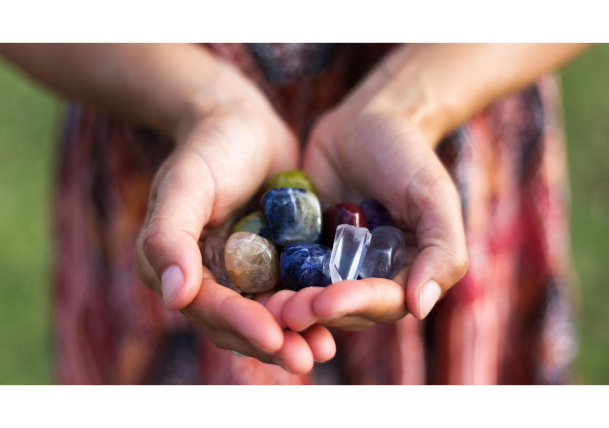 Guide des pierres de naissance porte-bonheur par mois